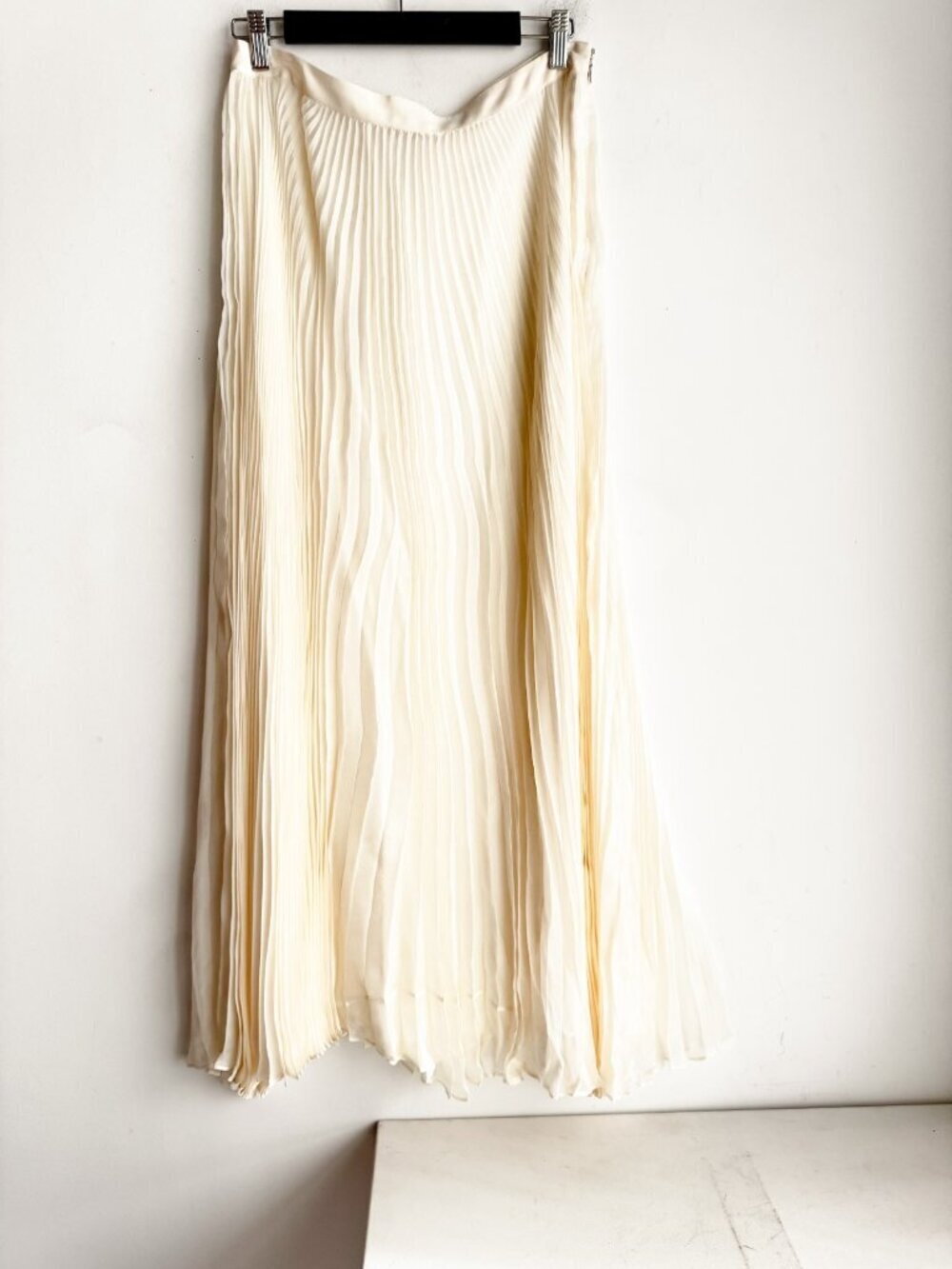 Rag and Bone Asymmetrical Pleated Ivory Silk Minimalist Skirt 6 - Picture 4 of 9